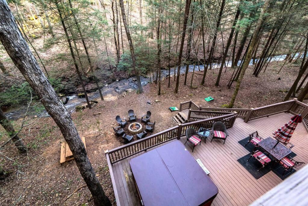 Private Creekside Cabin+Hot Tub,Pool Table, & Pets 엘리제이 외부 사진